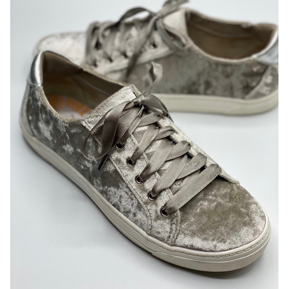 Dolce Vita | Shoes | Dolce Vita Velvet 